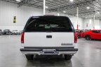 Thumbnail Photo 5 for 1997 Chevrolet Suburban