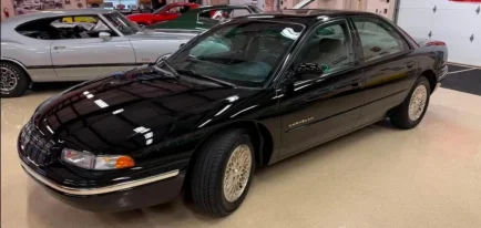 Photo 1 for 1997 Chrysler Concorde LXi