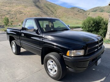 1997 Dodge Ram 1500 Truck 4x4 Regular Cab