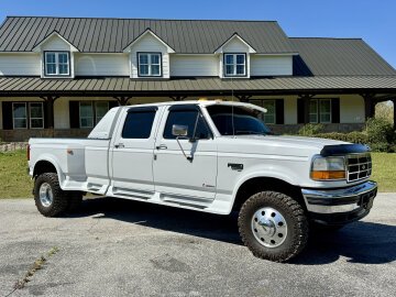 1997 Ford F350 2WD Crew Cab