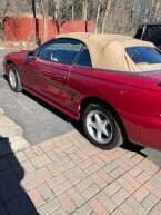 Thumbnail Photo 2 for 1997 Ford Mustang