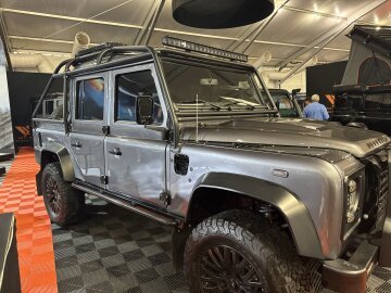 1997 Land Rover Defender 110 V8