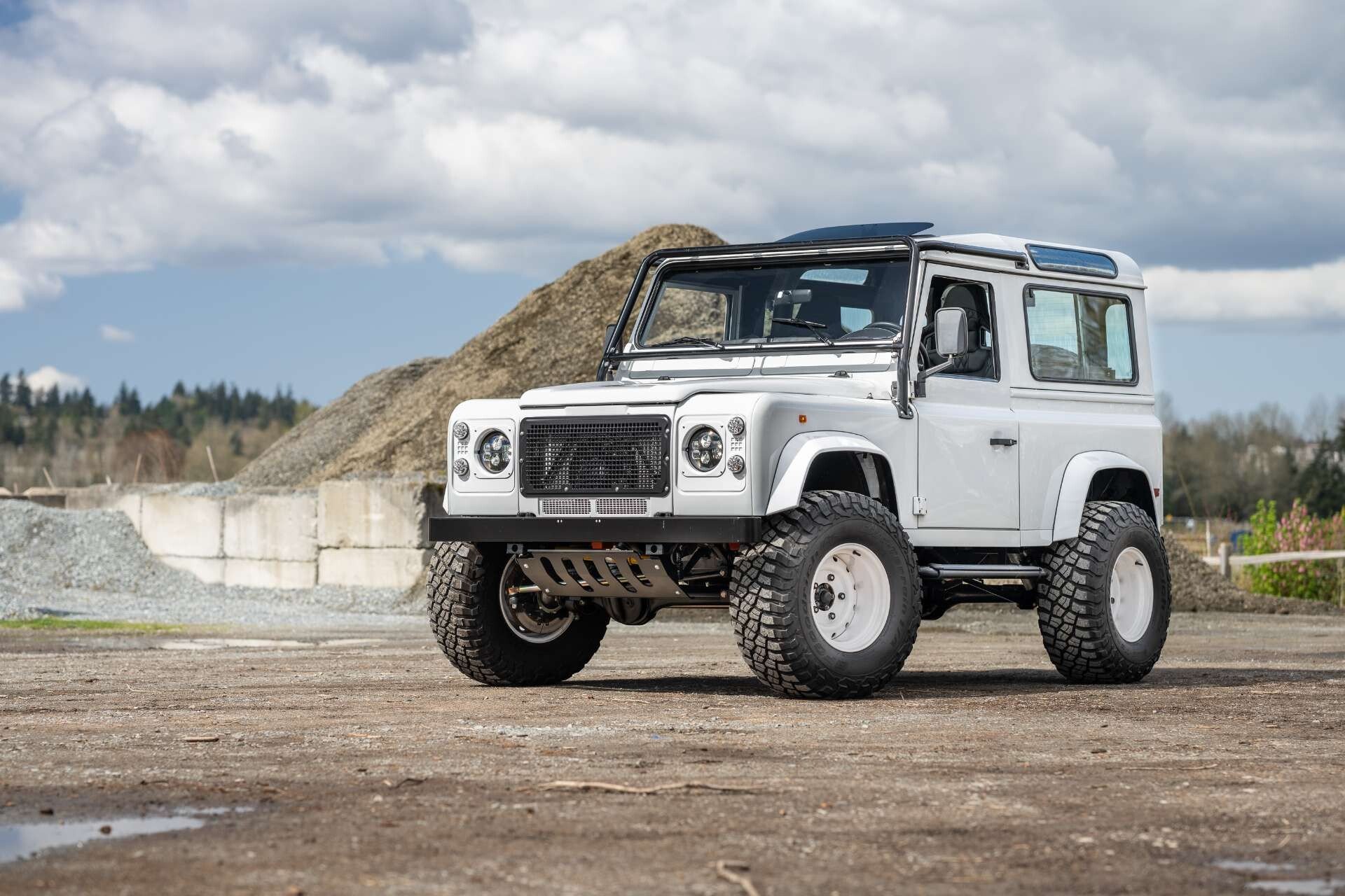 Land Rover Defender 90 Classic Cars for Sale - Classics on Autotrader