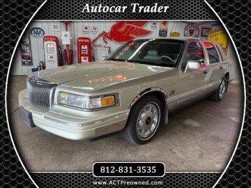 1997 Lincoln Town Car Signature
