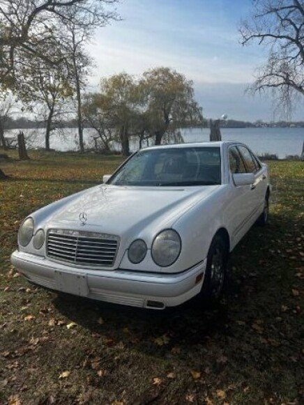 Photo 1 for 1997 Mercedes-Benz E 420