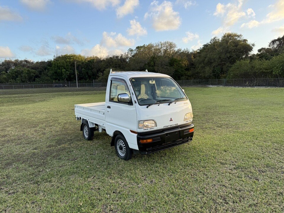 1997 Mitsubishi Minicab