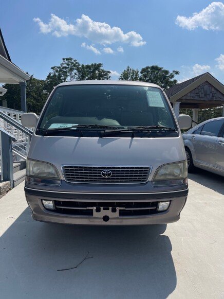 Photo 1 for 1997 Toyota Hiace