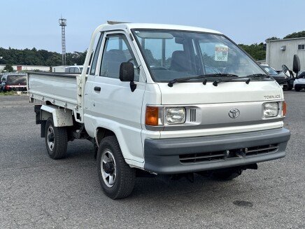 Photo 1 for 1997 Toyota Townace