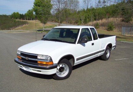Photo 1 for 1998 Chevrolet S10 Pickup