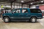 Thumbnail Photo 4 for 1998 Chevrolet Suburban