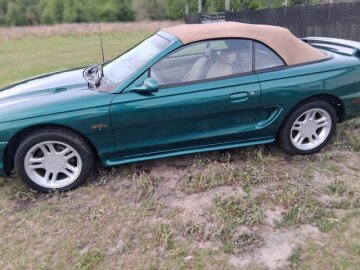 1998 Ford Mustang