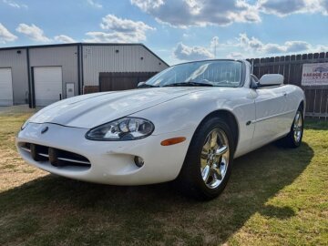 1998 Jaguar XK8