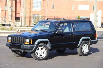 1998 Jeep Cherokee 4WD Sport 2-Door