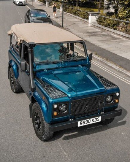 Photo 1 for 1998 Land Rover Defender