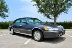 Thumbnail Photo 3 for 1998 Lincoln Town Car