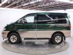 Thumbnail Photo 3 for 1998 Mitsubishi Delica