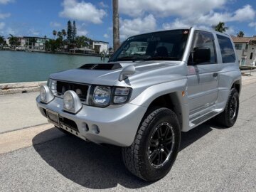 1998 Mitsubishi Pajero