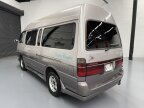 Thumbnail Photo 5 for 1998 Toyota Hiace