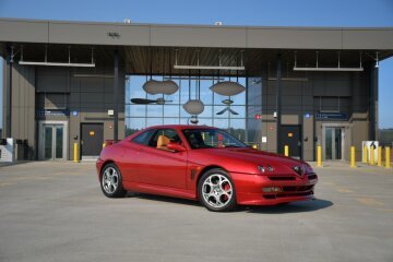1999 Alfa Romeo GTV