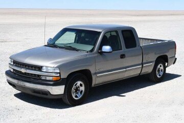 1999 Chevrolet Silverado 1500 2WD Extended Cab