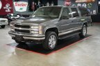 Thumbnail Photo 2 for 1999 Chevrolet Suburban 4WD