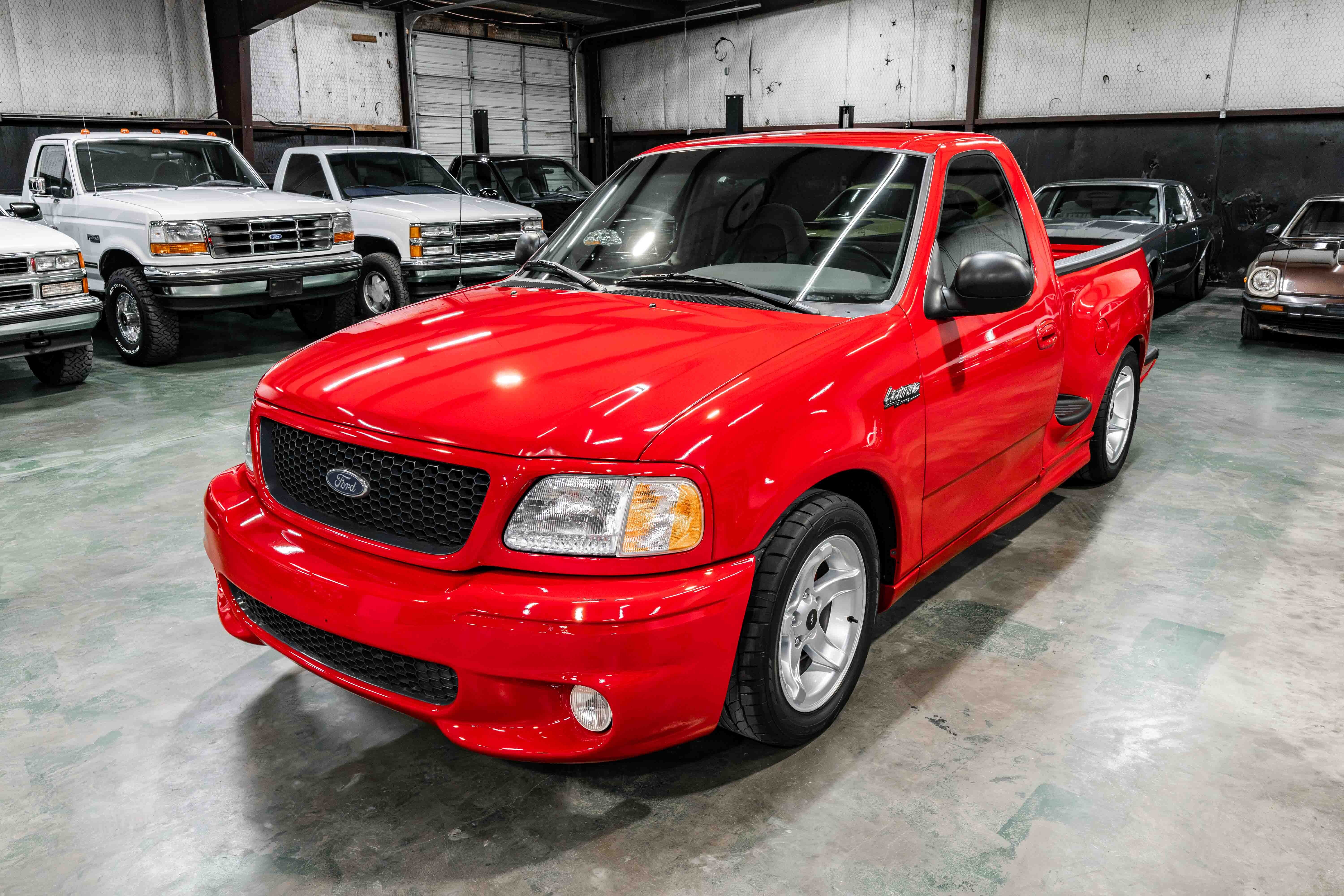 1999 Ford F150 2WD Regular Cab Lightning