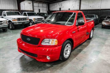 1999 Ford F150 2WD Regular Cab Lightning