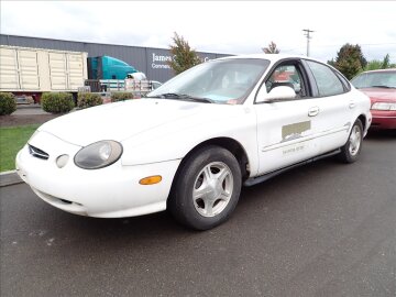1999 Ford Taurus SE Sedan