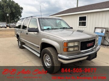 1999 GMC Suburban 4WD 2500