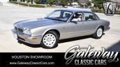 1999 Jaguar XJ8