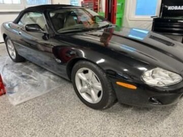 1999 Jaguar XK8
