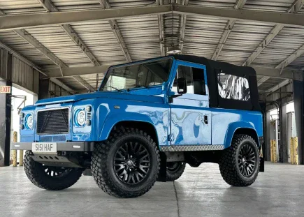Photo 1 for 1999 Land Rover Defender 90 for Sale by Owner
