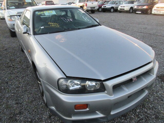 1999 Nissan Skyline