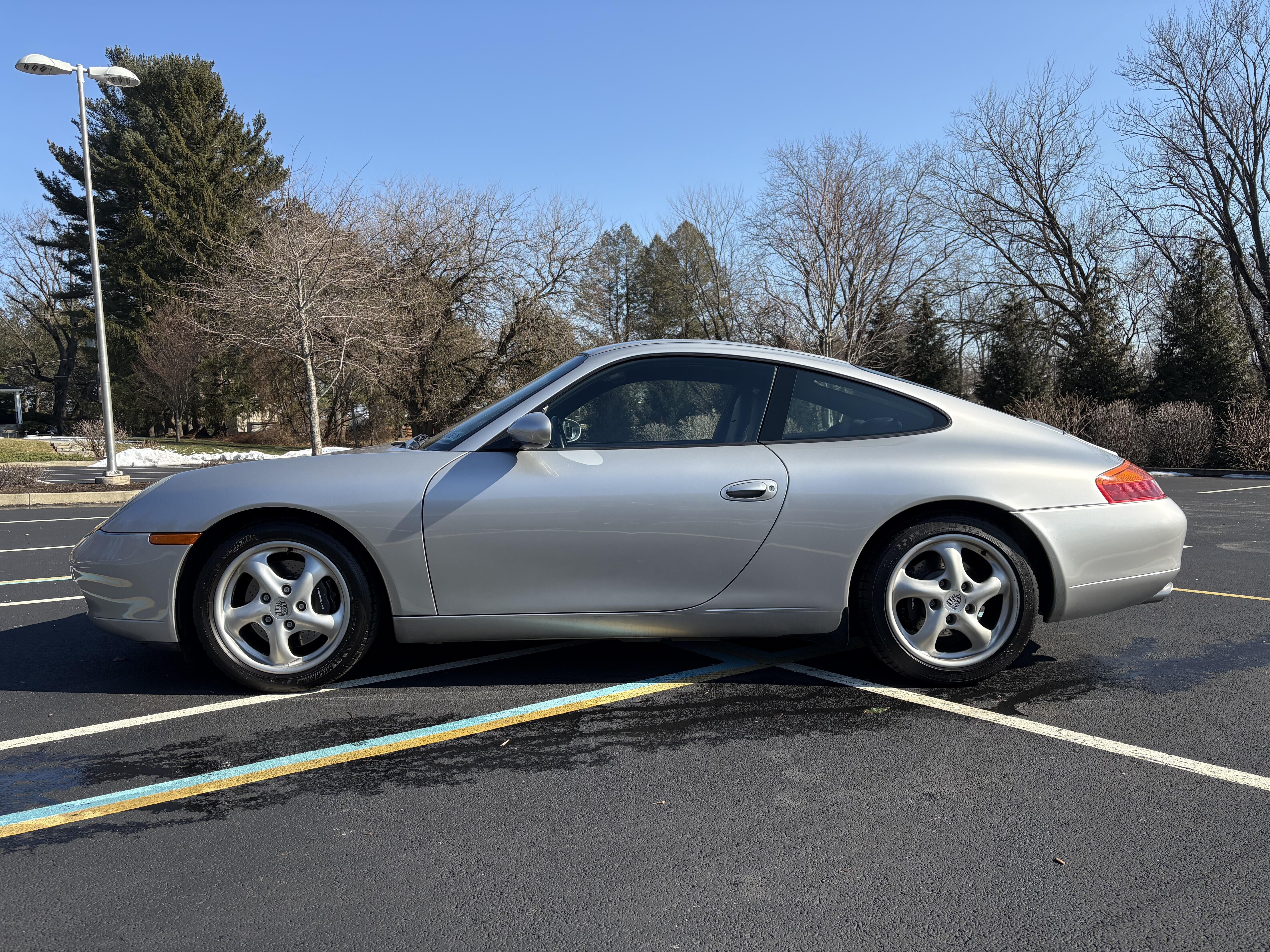 1999 Porsche 911 Carrera Coupe