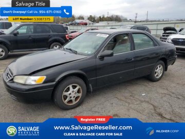 New 1999 Toyota Camry