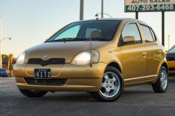 1999 Toyota Vitz