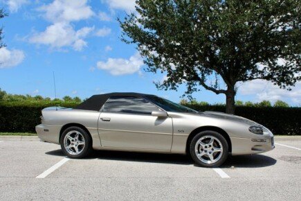Photo 1 for 2000 Chevrolet Camaro