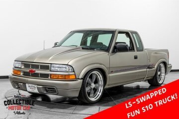 2000 Chevrolet S10 Pickup 2WD Extended Cab