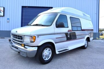 2000 Ford E-350 and Econoline 350