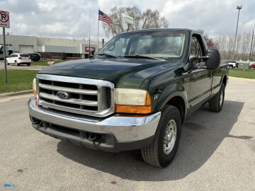 2000 Ford F250 2WD Regular Cab XLT