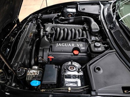 Photo 1 for 2000 Jaguar XK8 Convertible