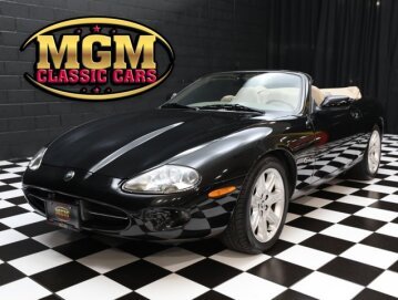 2000 Jaguar XK8