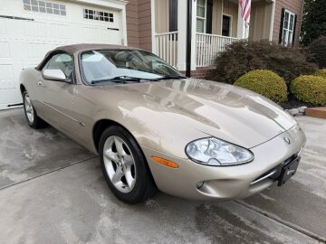 2000 Jaguar XK8 Convertible