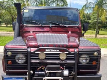 2000 Land Rover Defender