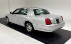 Thumbnail Photo 2 for 2000 Lincoln Town Car