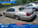 Thumbnail Photo 3 for New 2000 Lincoln Town Car Signature