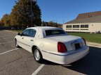 Thumbnail Photo 5 for 2000 Lincoln Town Car