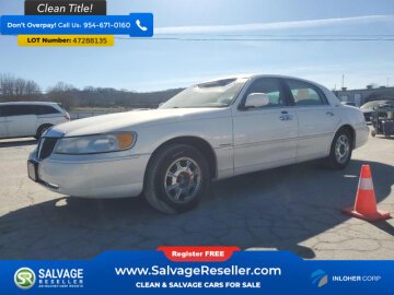 2000 Lincoln Town Car Signature