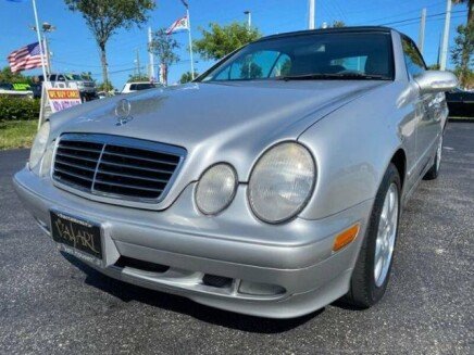 Photo 1 for 2000 Mercedes-Benz CLK320