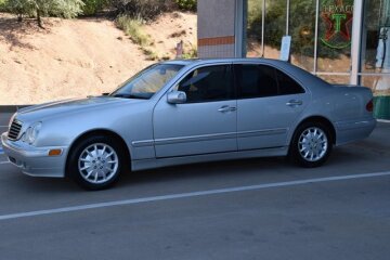 2000 Mercedes-Benz E 320
